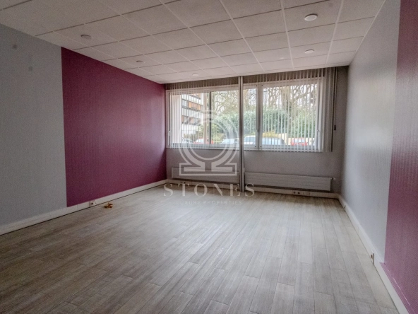 SEJOUR Appartement à rénover de 67 m² à La Celle-Saint-Cloud, potentiel de transformation et lieu calme