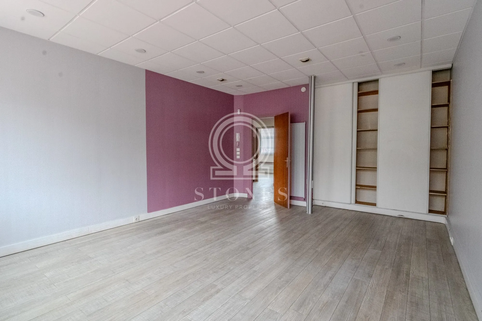 Appartement à rénover de 67 m² à La Celle-Saint-Cloud, potentiel de transformation et lieu calme 