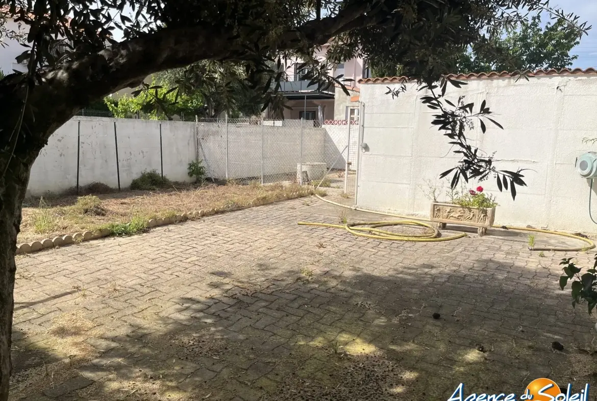 Terrain constructible de 240 m² à Narbonne, emplacement idéal pour votre projet immobilier 