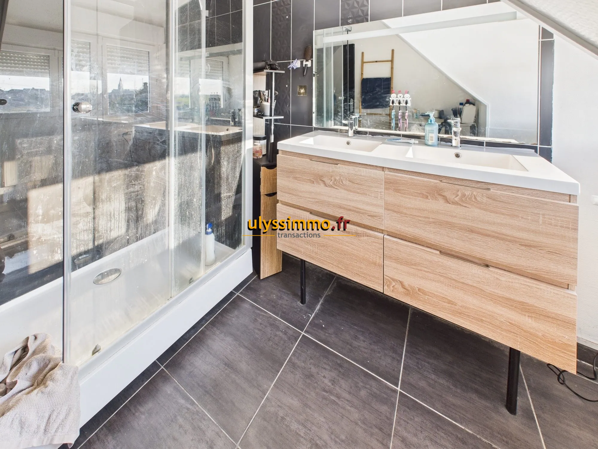 Maison mitoyenne 3 chambres avec jardin et sous-sol à Rosières-en-Santerre 