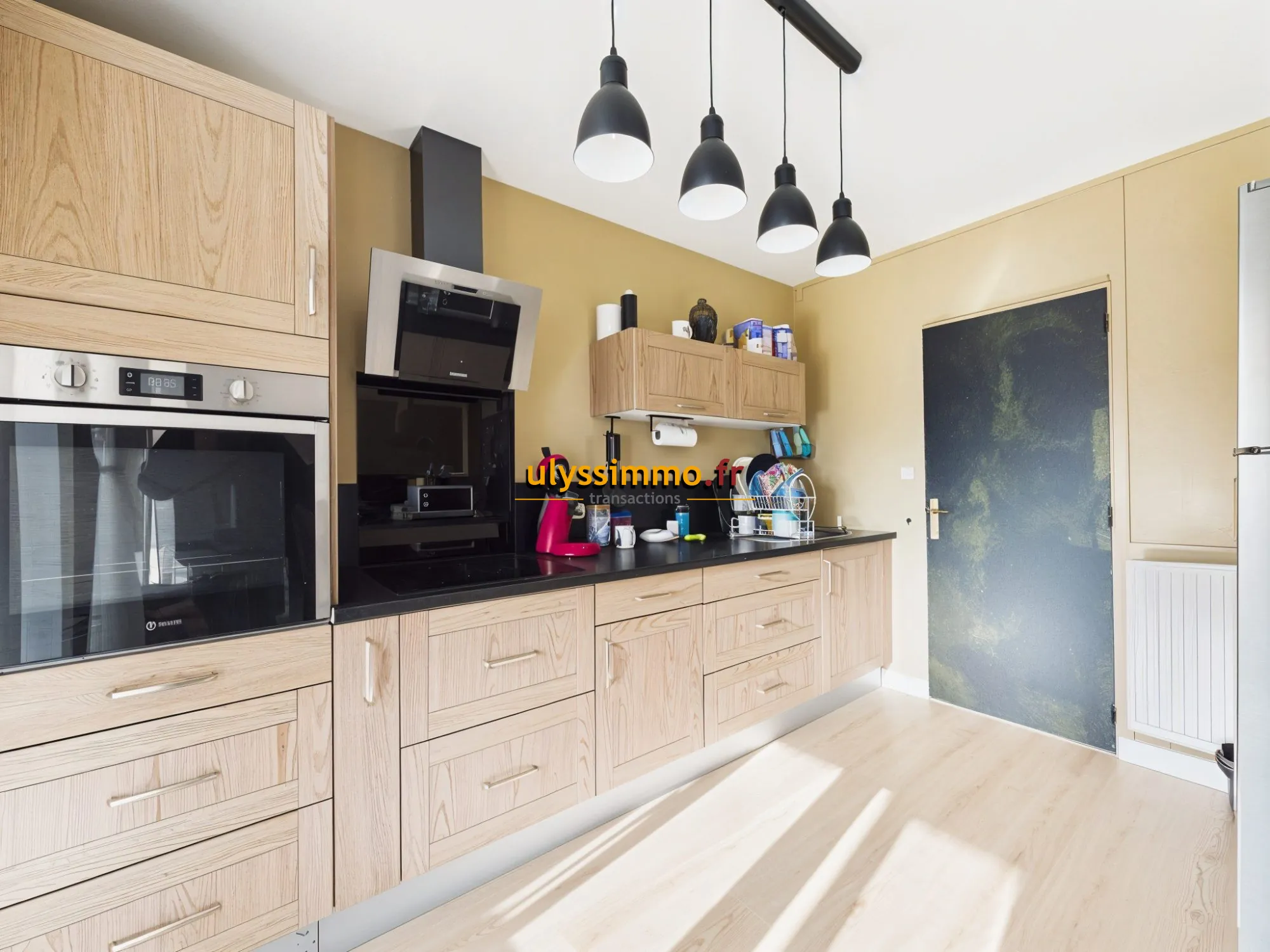 Maison mitoyenne 3 chambres avec jardin et sous-sol à Rosières-en-Santerre 