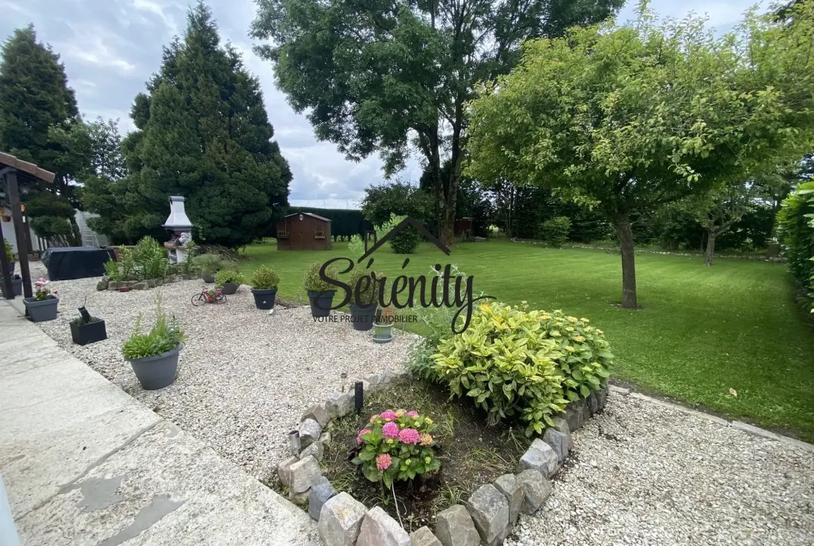 Maison individuelle de 95 m² à Honnechy avec jardin et garages - Secteur calme 