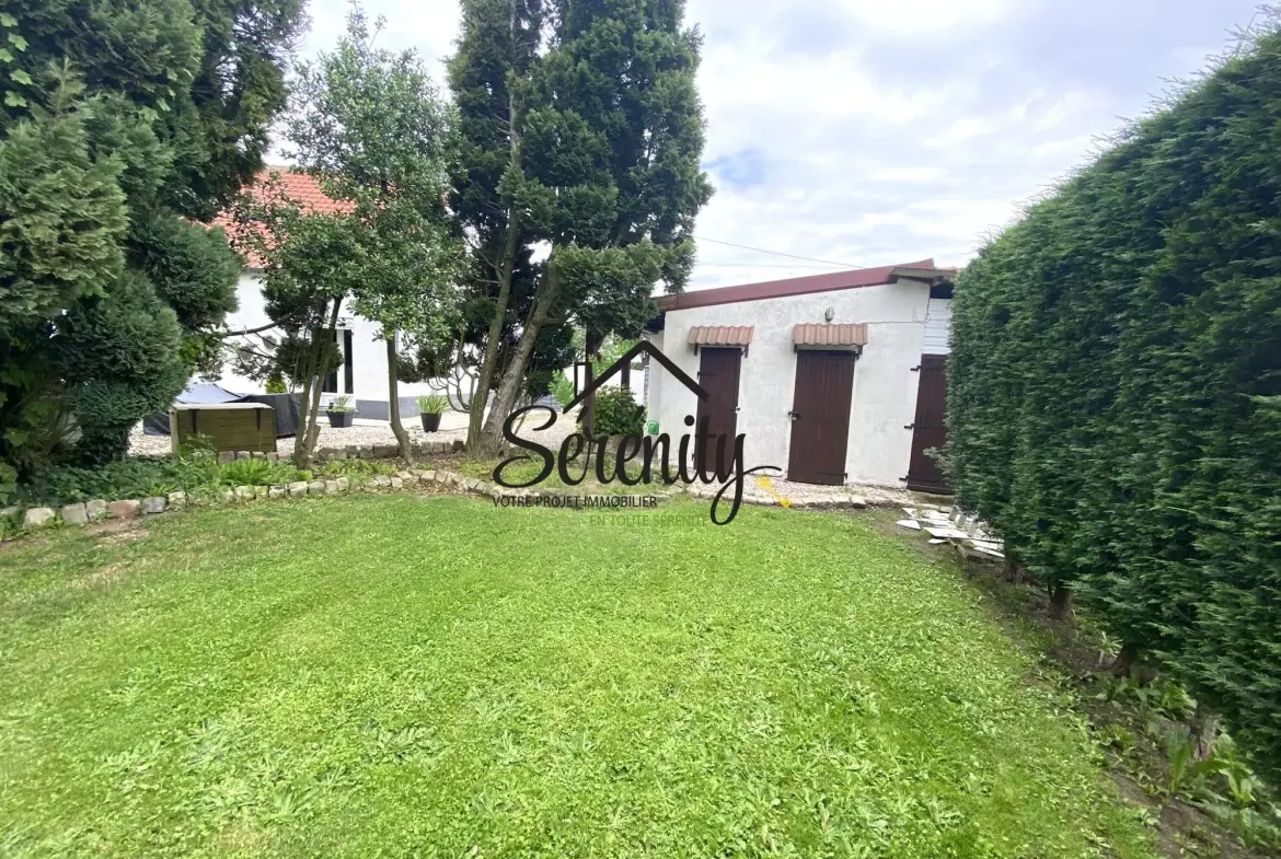 Maison individuelle de 95 m² à Honnechy avec jardin et garages - Secteur calme 
