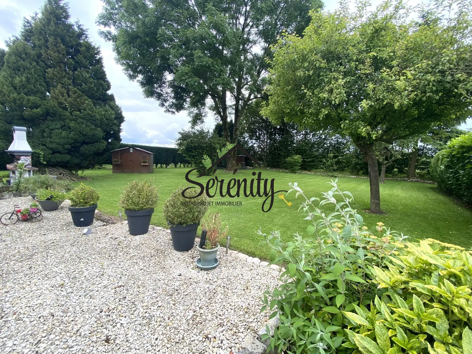 Maison individuelle de 95 m² à Honnechy avec jardin et garages - Secteur calme 