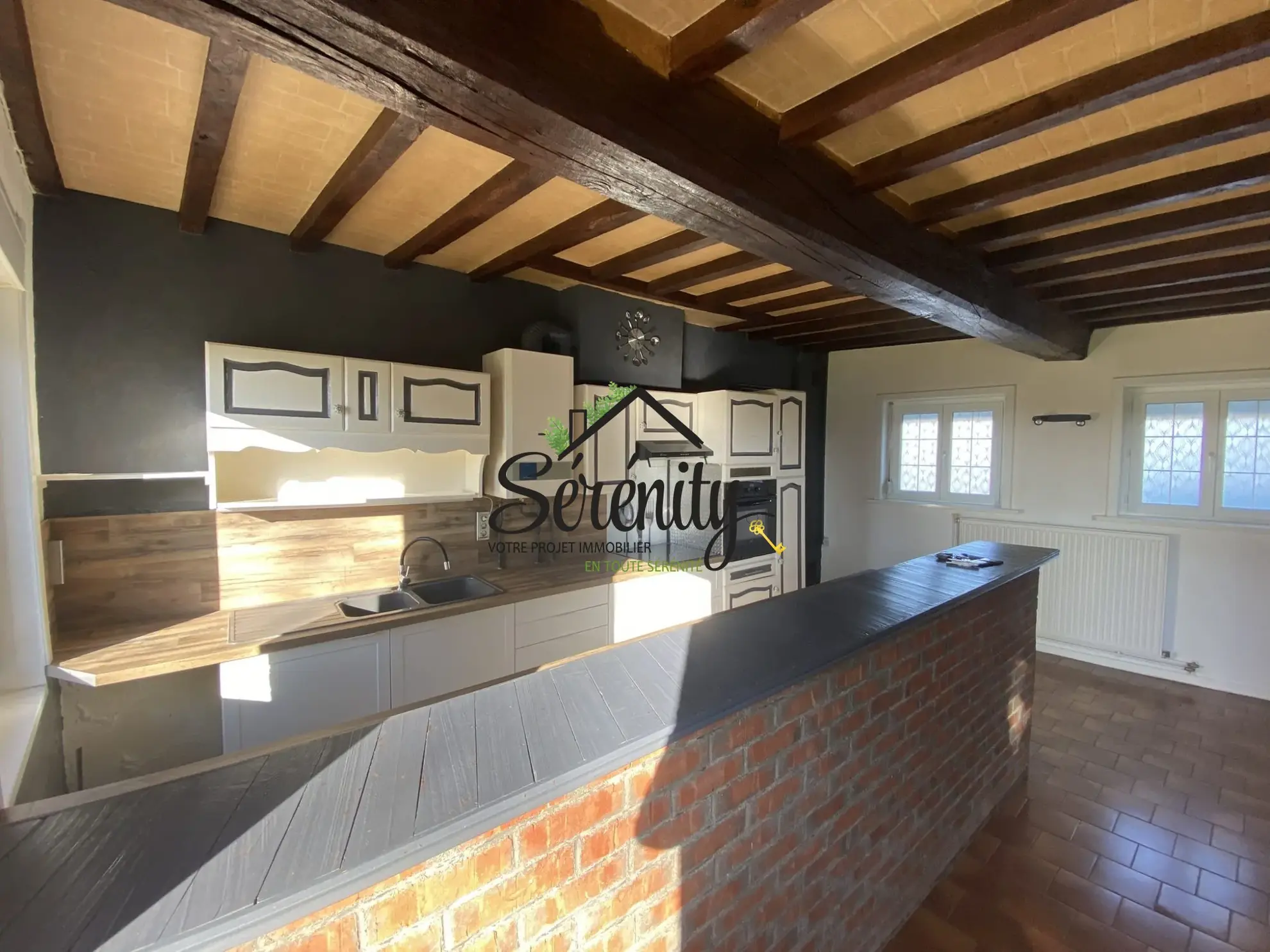 Maison individuelle de 95 m² à Honnechy avec jardin et garages - Secteur calme 