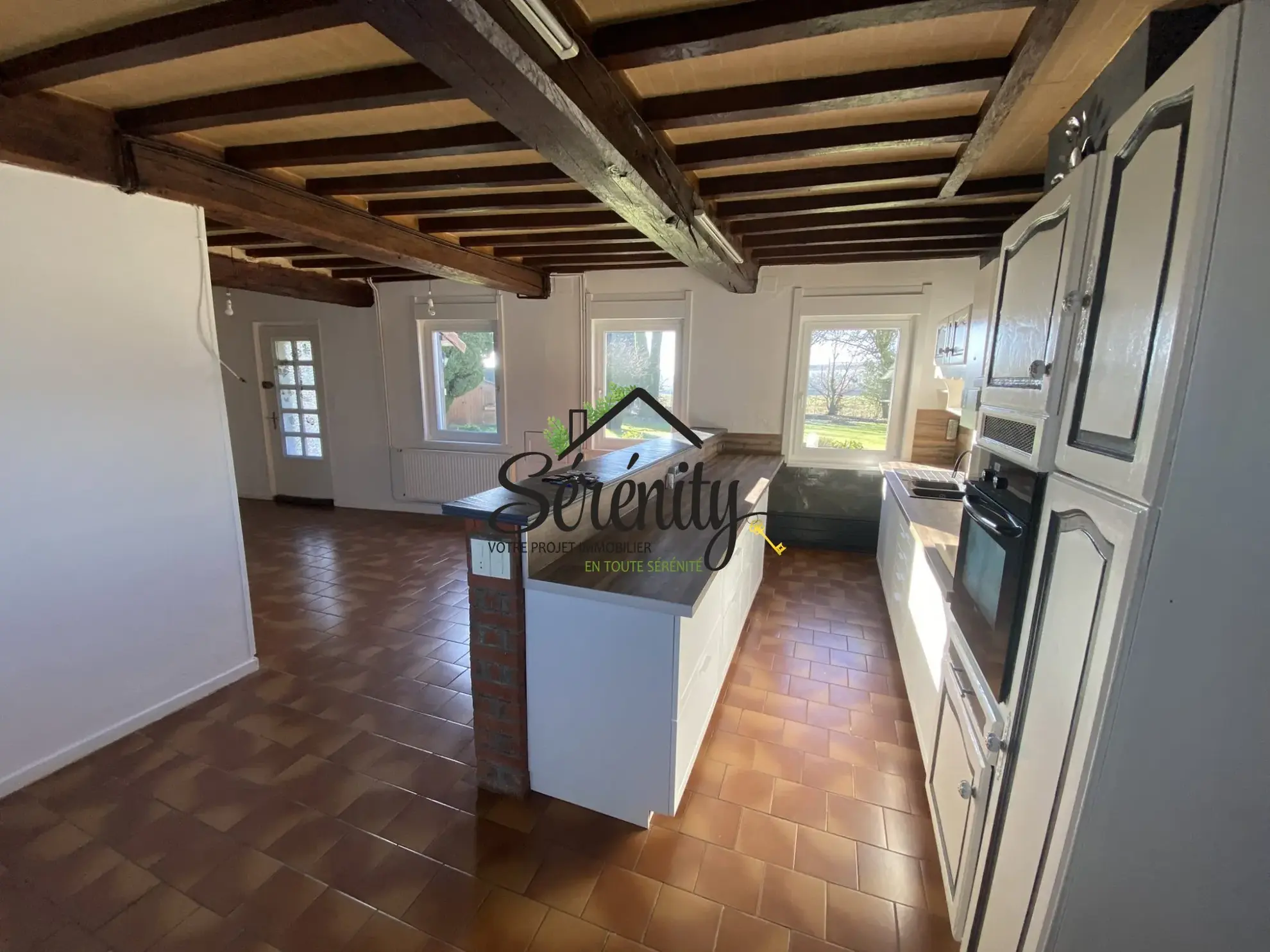 Maison individuelle de 95 m² à Honnechy avec jardin et garages - Secteur calme 