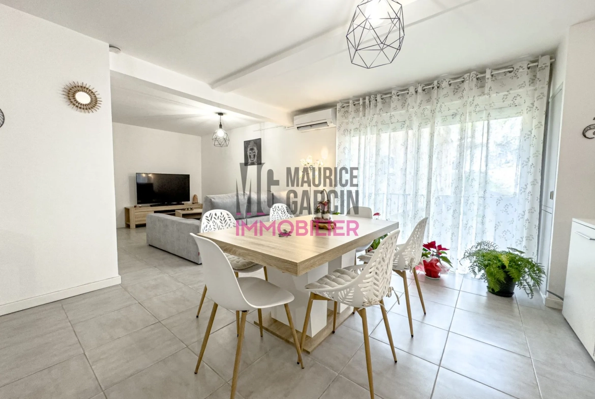 Appartement 3 pièces de 86,58 m² à Cavaillon avec garage, Vue imprenable 