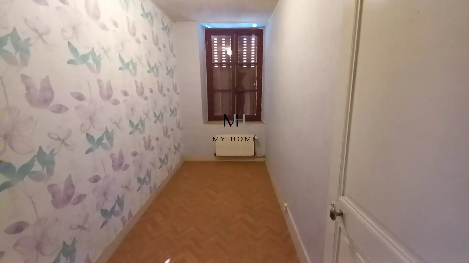 Maison de village à vendre dans le Perche avec jardin et combles aménageables 