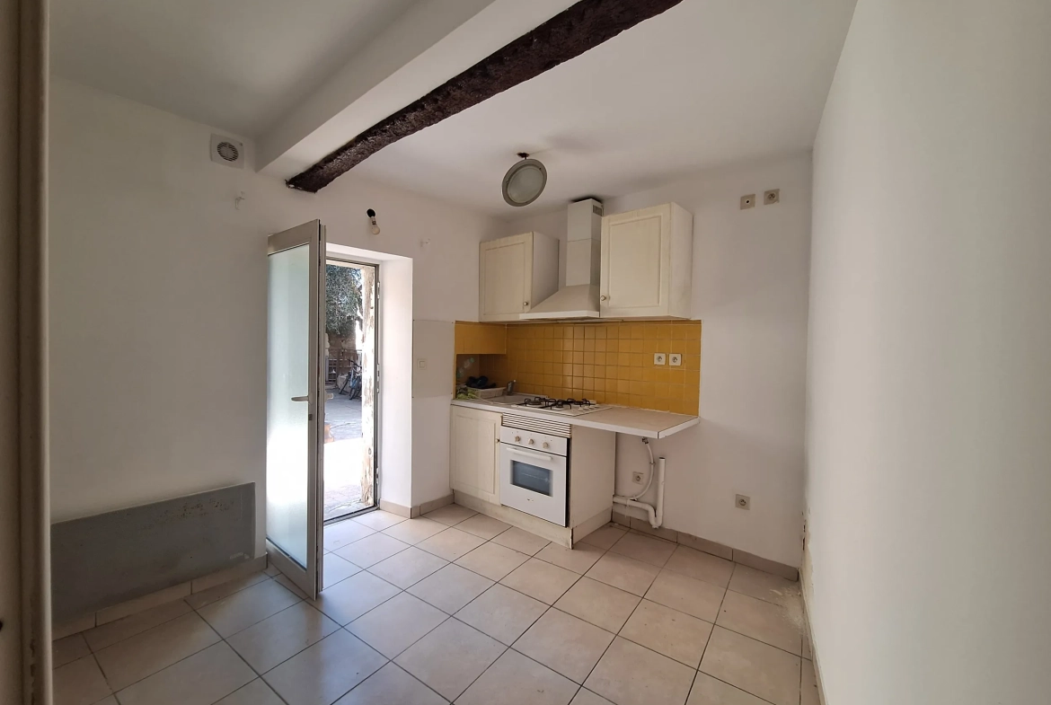 Maison de ville à vendre à Istres center-ville de 30 m² 