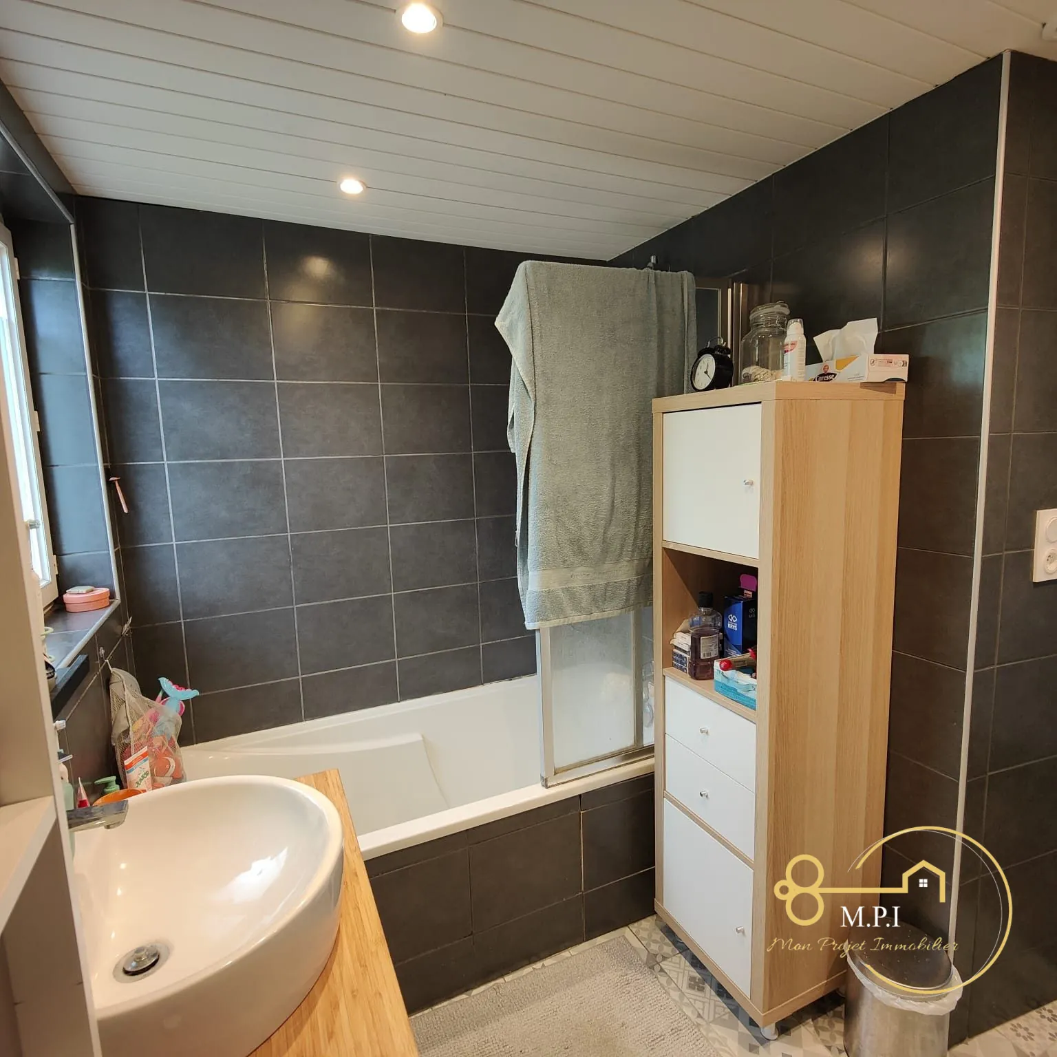 Maison en pierre à vendre près d'Alençon avec garage et terrain clos 