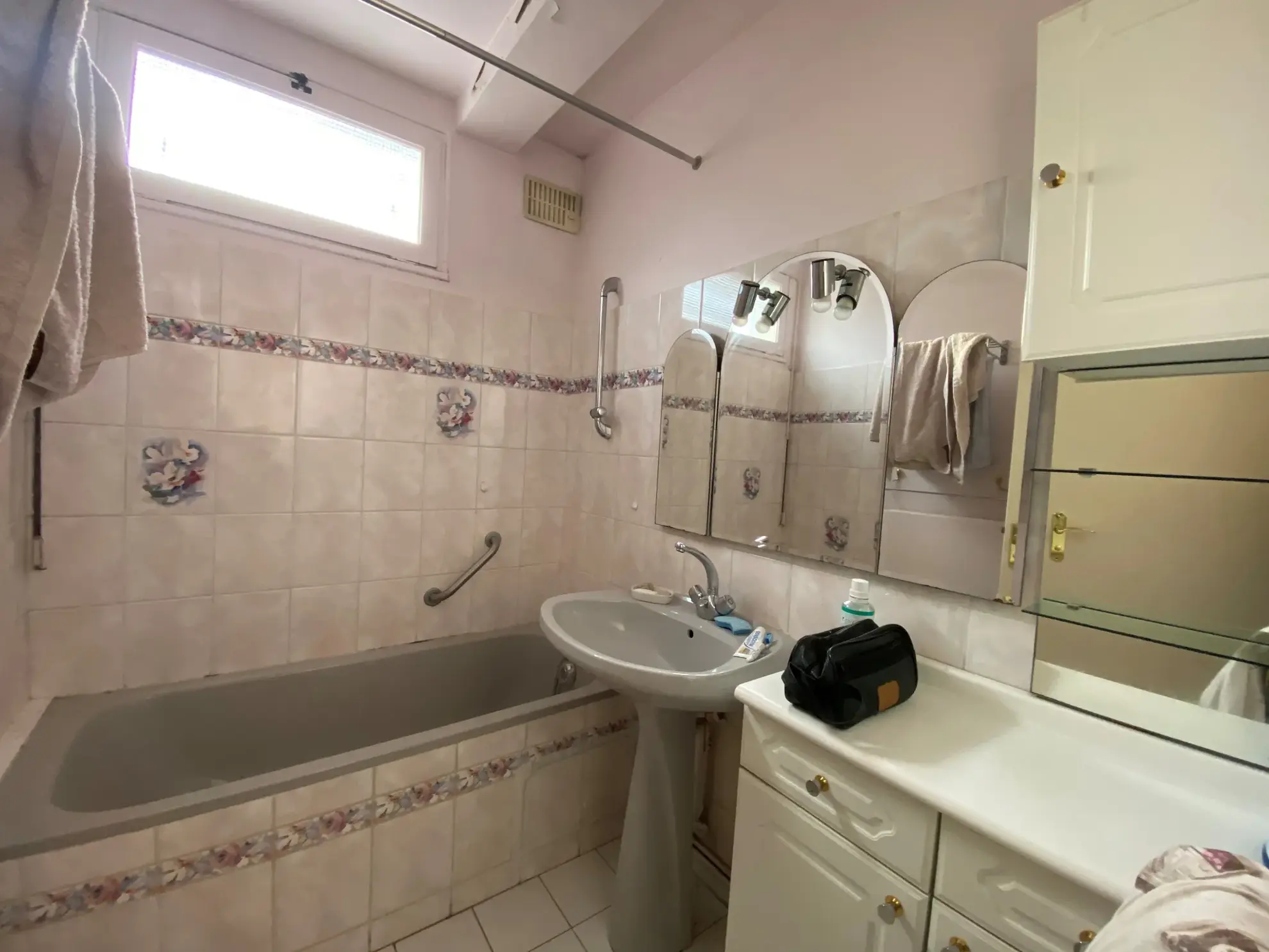 Appartement T4 de 72 m² à Antony face à l'école des Rabats 