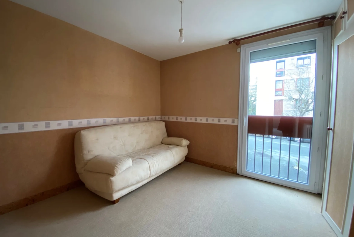 Appartement T4 de 72 m² à Antony face à l'école des Rabats 