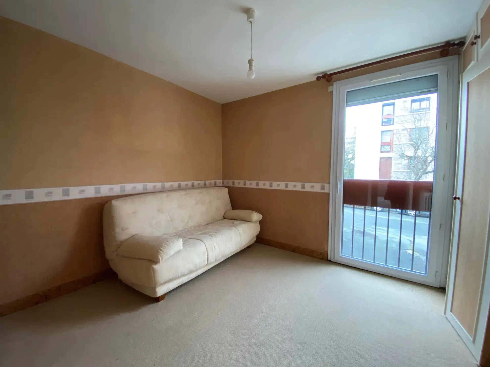 Appartement T4 de 72 m² à Antony face à l'école des Rabats 