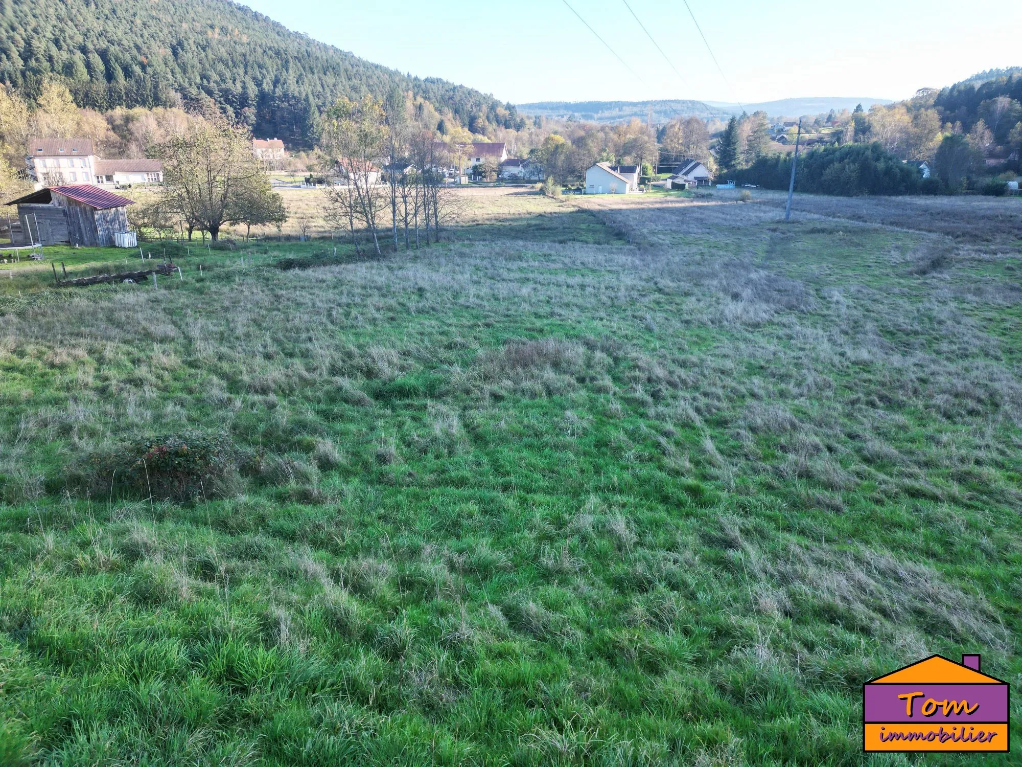 Terrain constructible de 3600 m² à Taintrux avec vue sur les Vosges 