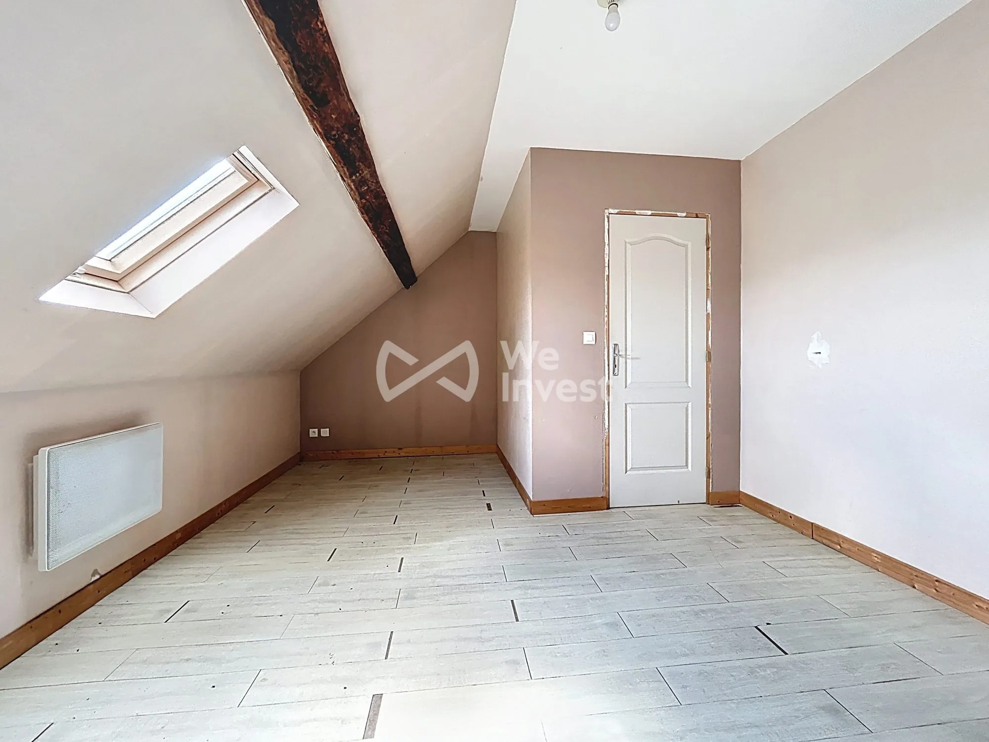 Maison à rafraîchir de 113 m² avec jardin à Monceau-Saint-Waast 