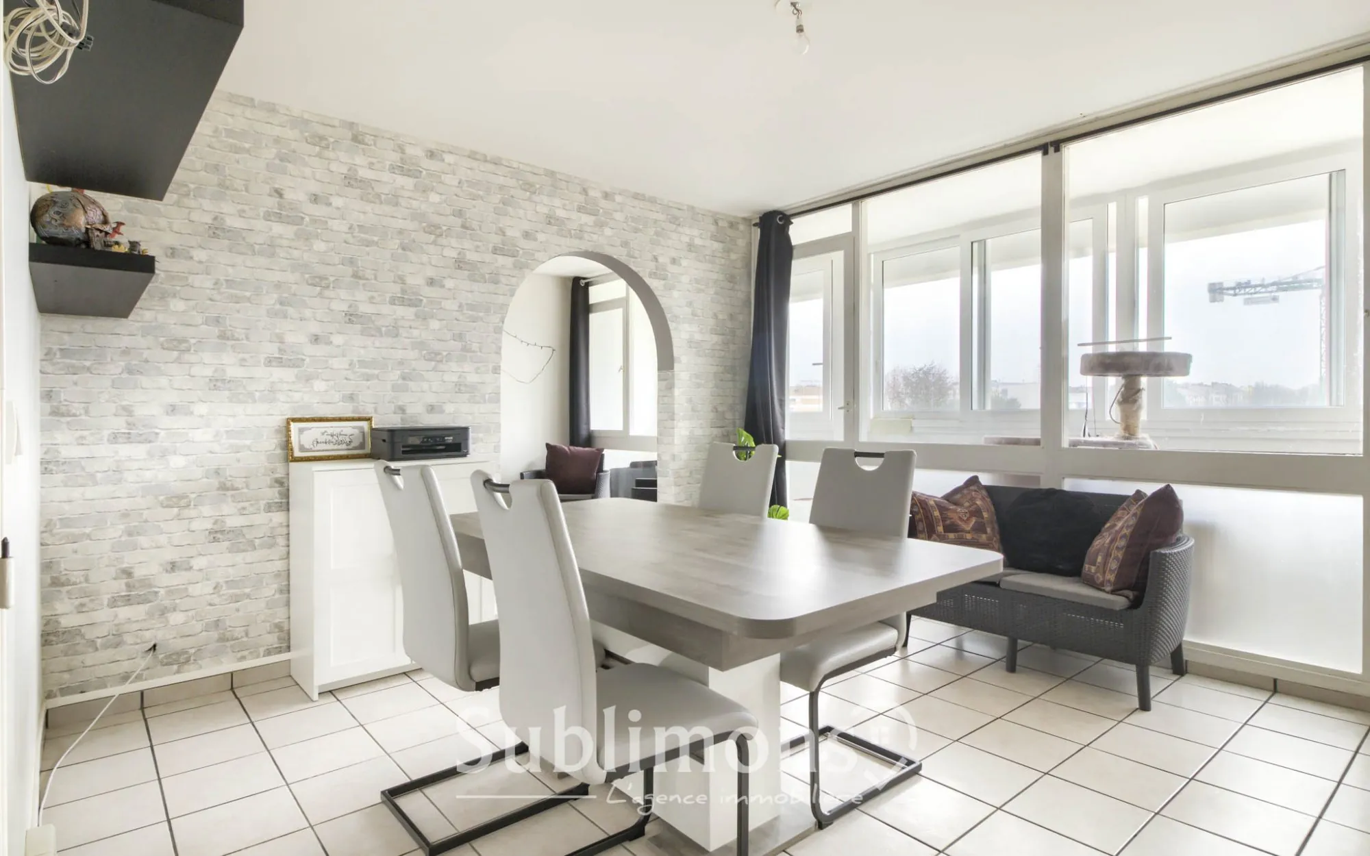 Appartement T4 lumineux à vendre à Saint-Herblain avec parking et cave 
