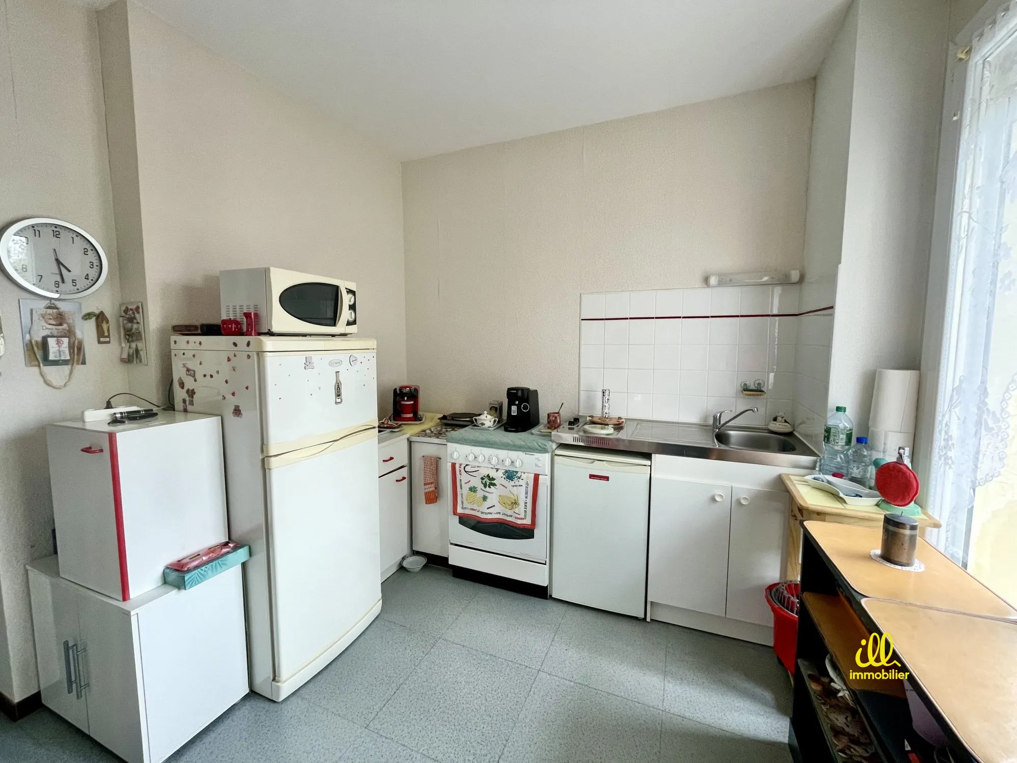 Appartement à vendre à Sedan avec locataire en place, cave et parking 