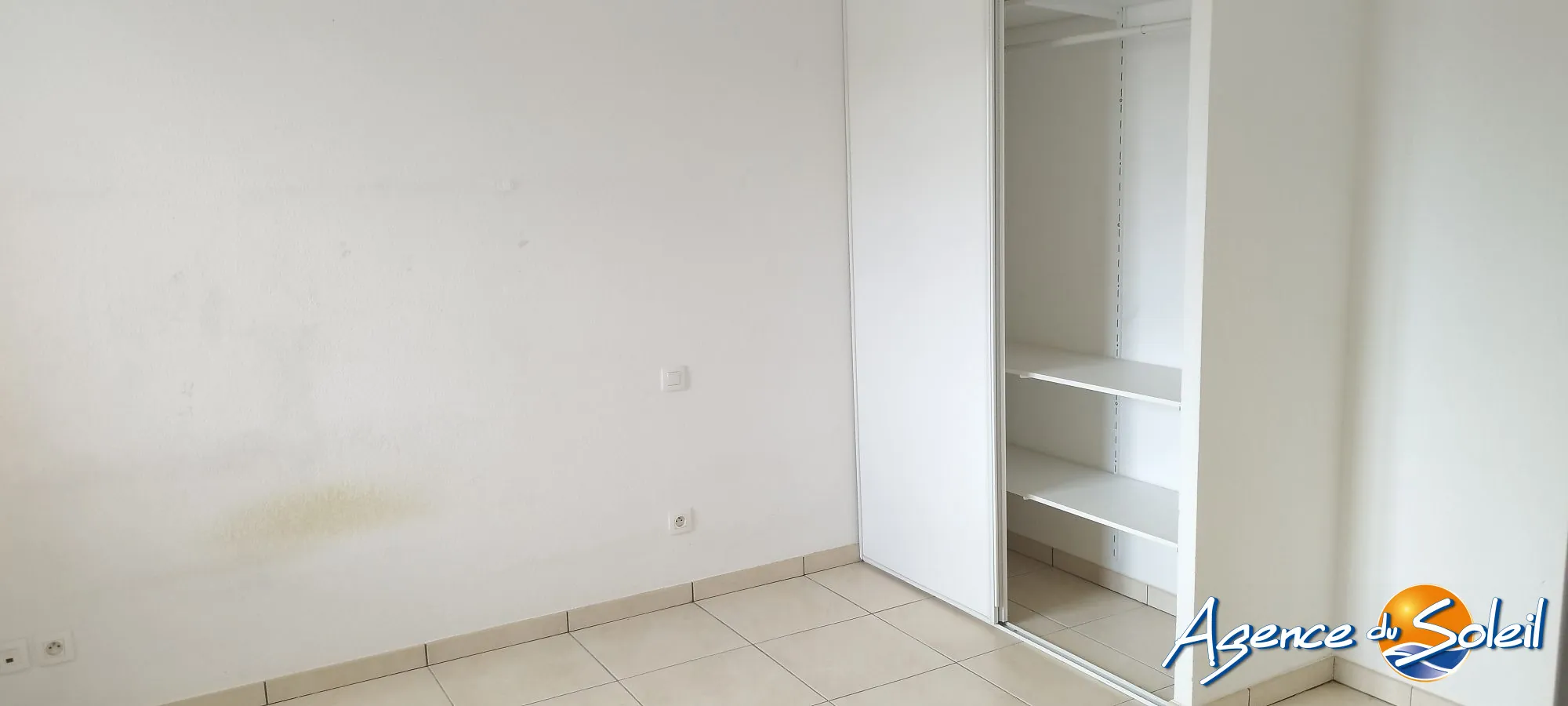 Appartement T2 lumineux avec balcon et parking privé à Cabestany 