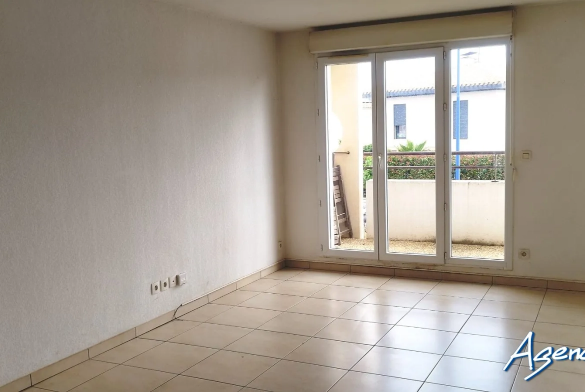 Appartement T2 lumineux avec balcon et parking privé à Cabestany 