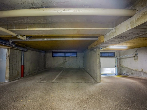 Grand parking intérieur sécurisé à Vandoeuvre-lès-Nancy
