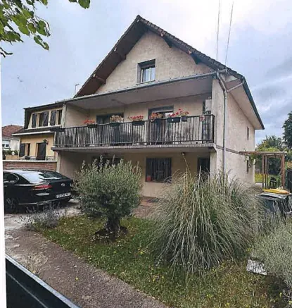 Maison T6 à Aulnay-Sous-Bois de 149 m² en vente aux enchères à 80 000 €