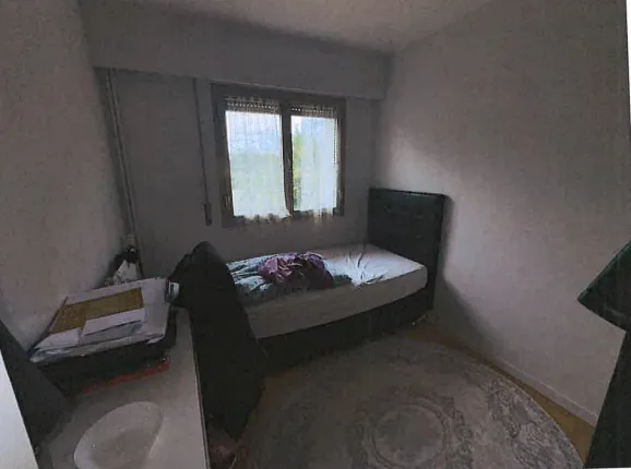 Maison T6 à Aulnay-Sous-Bois de 149 m² en vente aux enchères à 80 000 € 