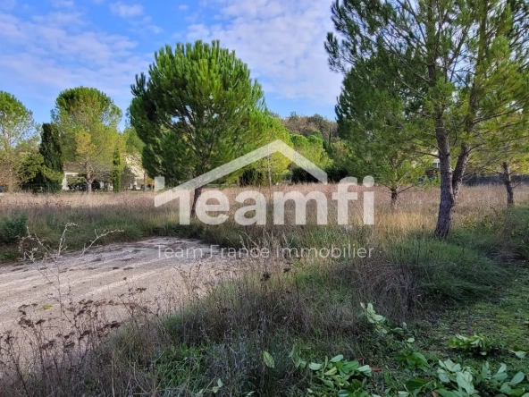 Terrain constructible à vendre à Saint-Jean-de-Maruéjols-et-Avéjan