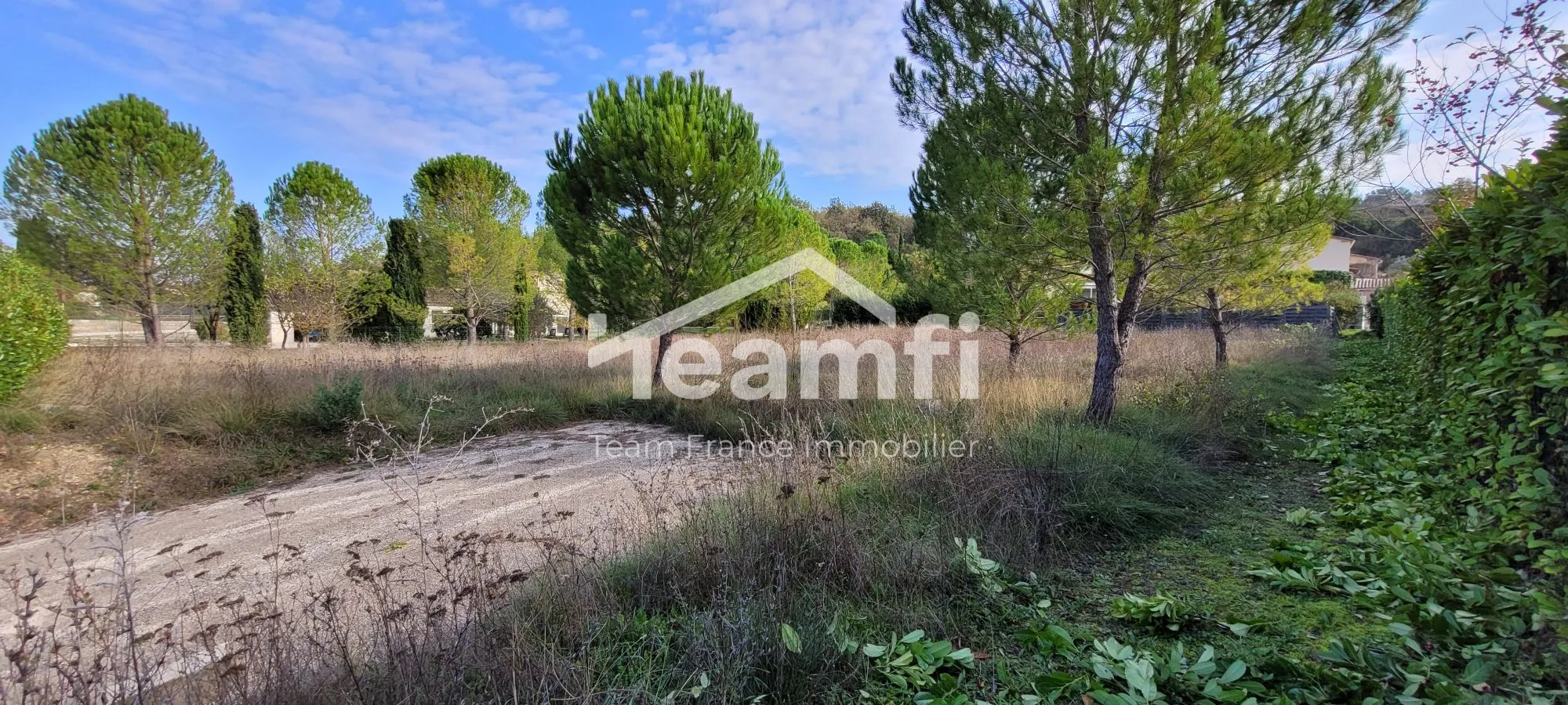 Terrain constructible à vendre à Saint-Jean-de-Maruéjols-et-Avéjan 