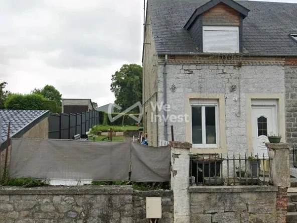 Maison semi-mitoyenne à vendre à Glageon, idéale pour investissement locatif