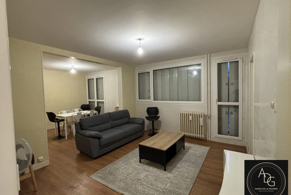 Appartement T2/3 meublé à vendre à Chartres, parfait pour investisseur ou résident 