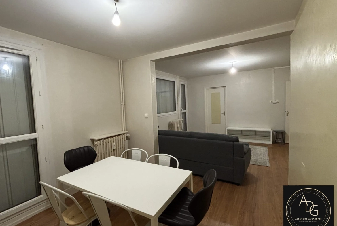 Appartement T2/3 meublé à vendre à Chartres, parfait pour investisseur ou résident 