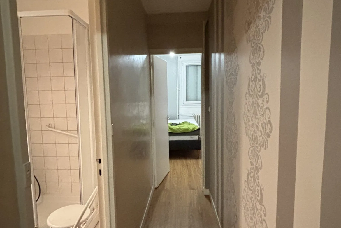 Appartement T2/3 meublé à vendre à Chartres, parfait pour investisseur ou résident 