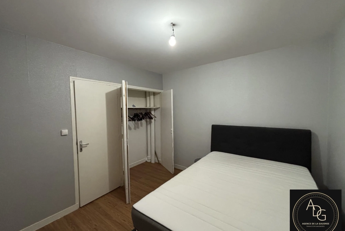 Appartement T2/3 meublé à vendre à Chartres, parfait pour investisseur ou résident 