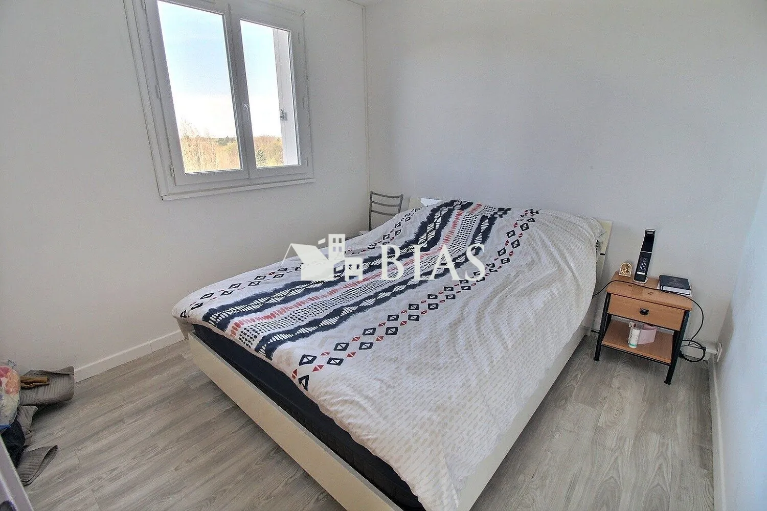 Appartement T4 lumineux de 75,96 m² avec balcon et cave à Bihorel 