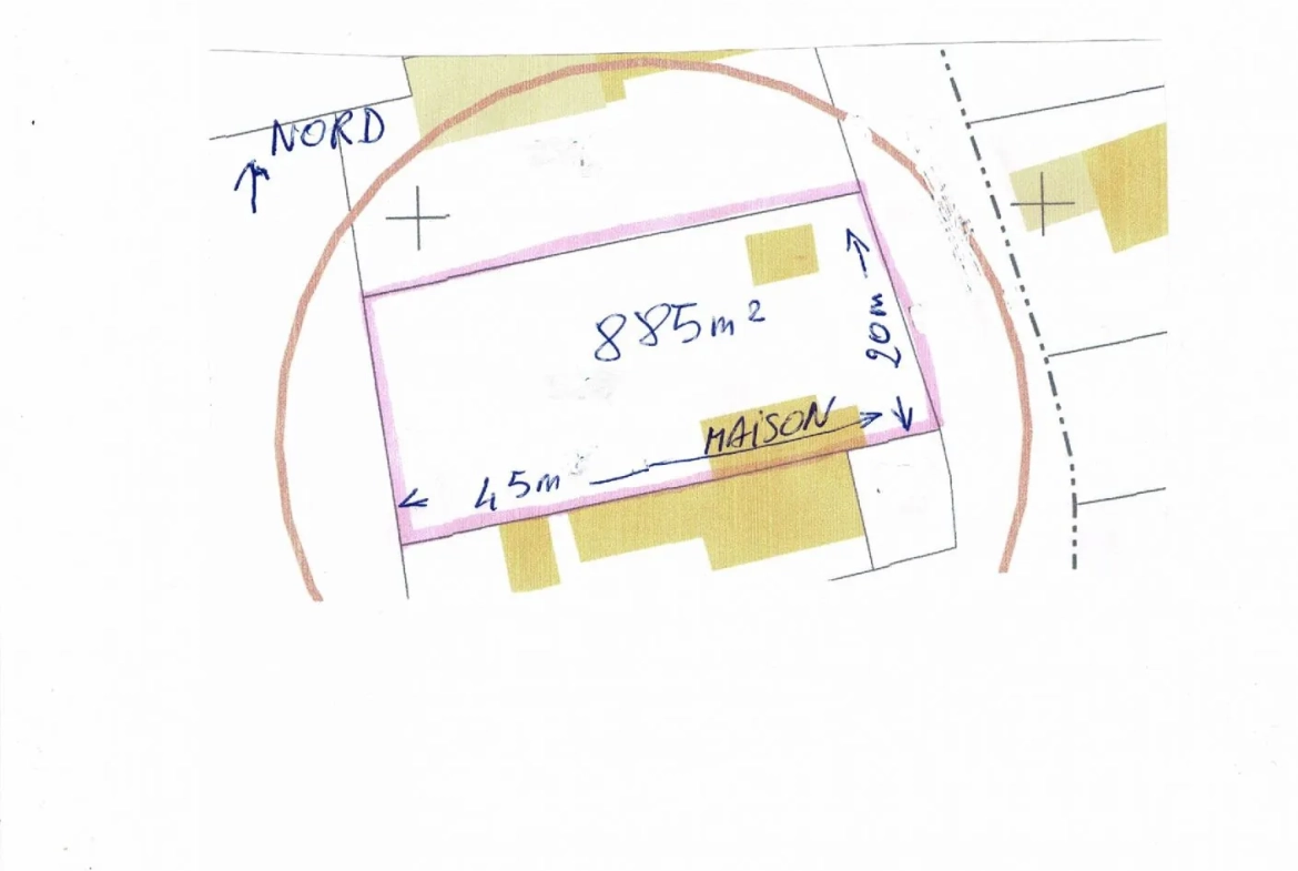 Terrain à bâtir de 885 m² aux Essards, zone protégée ABF, à 13 min de Langeais 