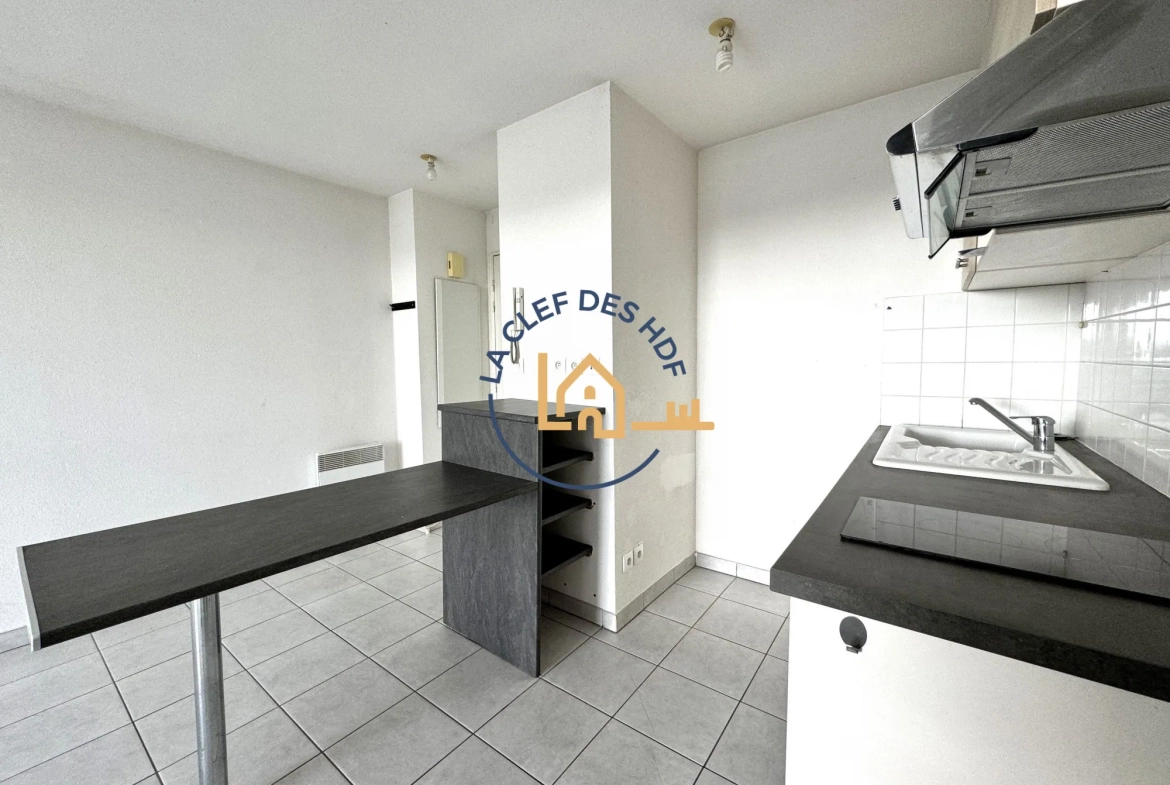 Appartement T2 à Achicourt/Arras avec balcon, parking et vue dégagée 
