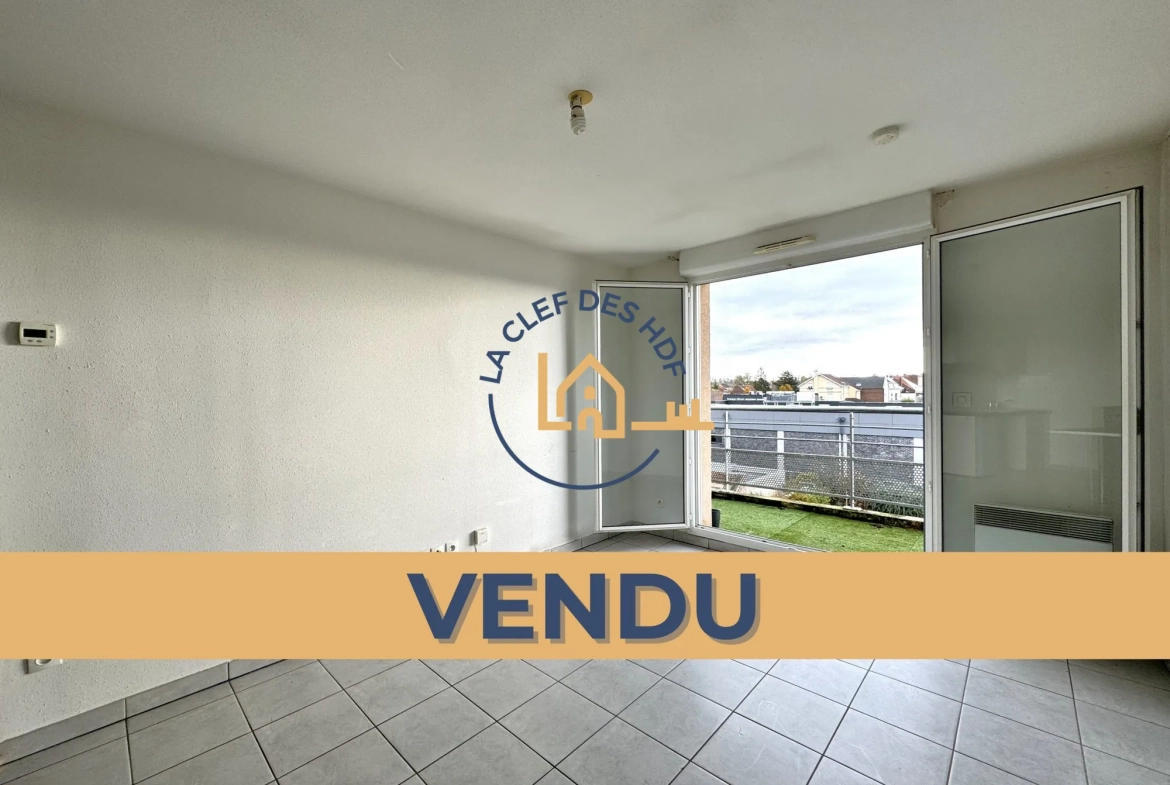 Appartement T2 à Achicourt/Arras avec balcon, parking et vue dégagée 