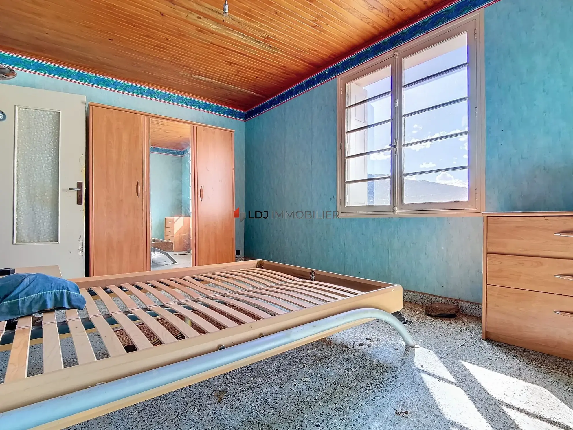 Maison de charme avec vue imprenable à Arles-sur-Tech à rénover 