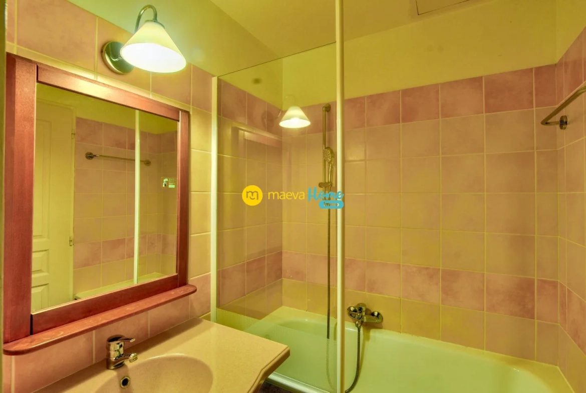 Appartement duplex avec terrasse à Monflanquin – Résidence du Lac 