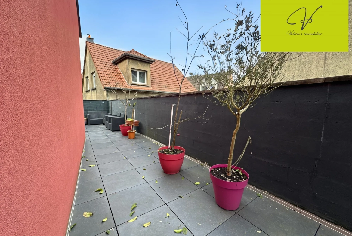 Maison semi-mitoyenne à Sarreguemines proche du centre-ville avec potentiel de création d'appartement 