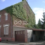 Maison à rénover à Hirson 3 chambres, garage et terrain clôturé