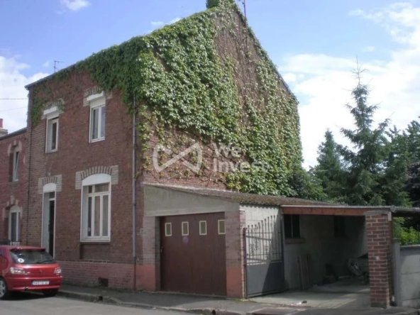 Maison à rénover à Hirson 3 chambres, garage et terrain clôturé
