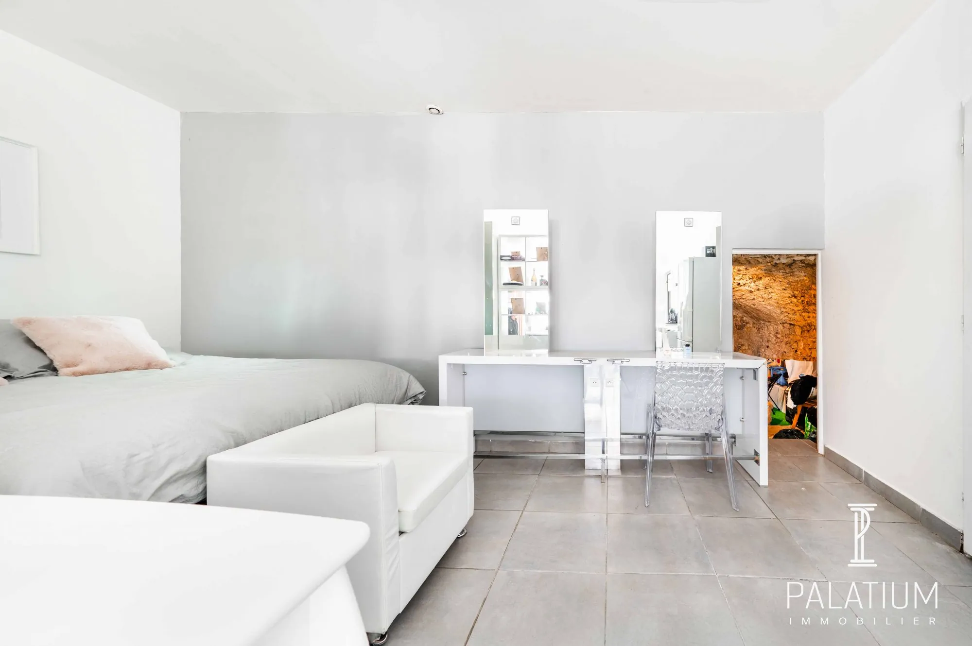 Agréable studio de 41 m² avec cave à Gréoux-les-Bains - Opportunité idéale 