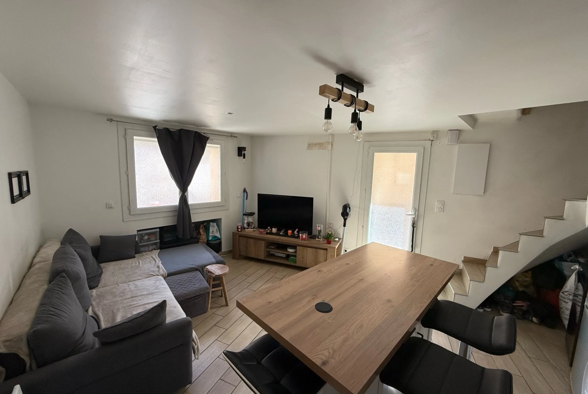Charmante maison de village de 51 m² à Pourcieux, entièrement rénovée 