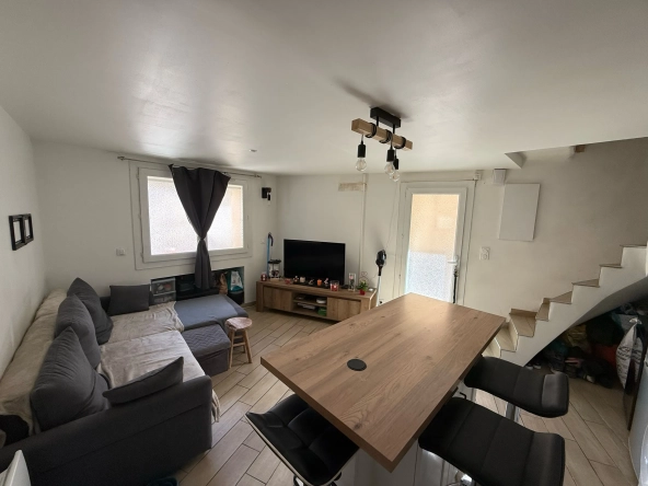 Charmante maison de village de 51 m² à Pourcieux, entièrement rénovée