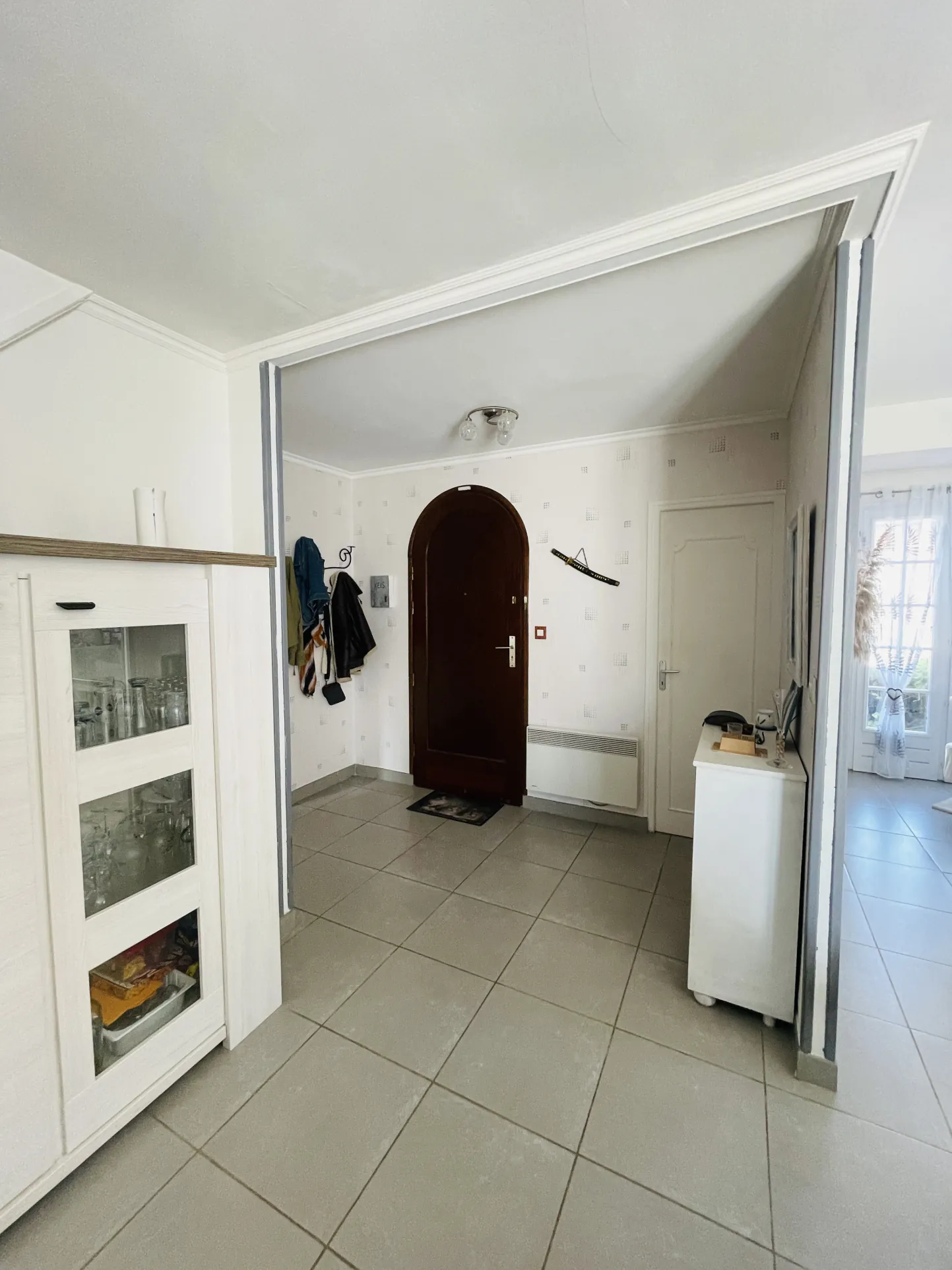 Vente d'une maison familiale à Saint-Quentin avec sous-sol complet et jardin 