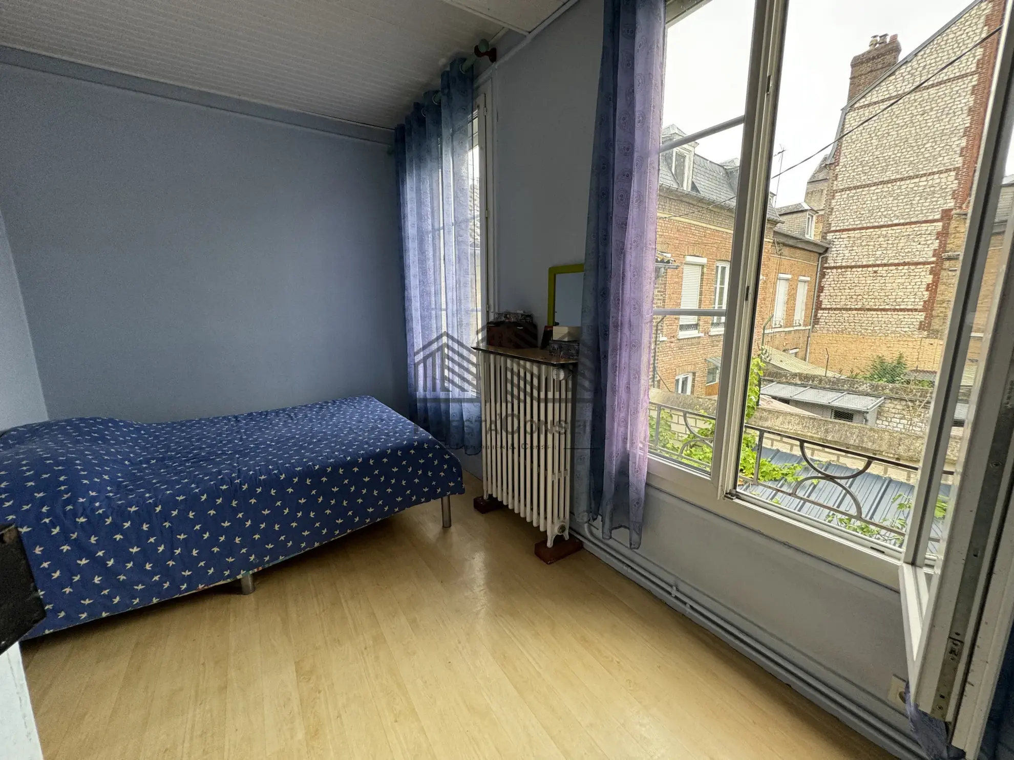 Maison de maître à Elbeuf de 168 m² avec jardin, garage, 5 chambres 