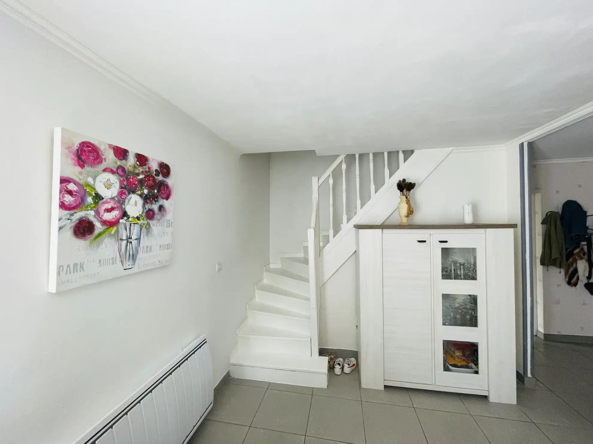 Vente d'une maison familiale à Saint-Quentin avec sous-sol complet et jardin 