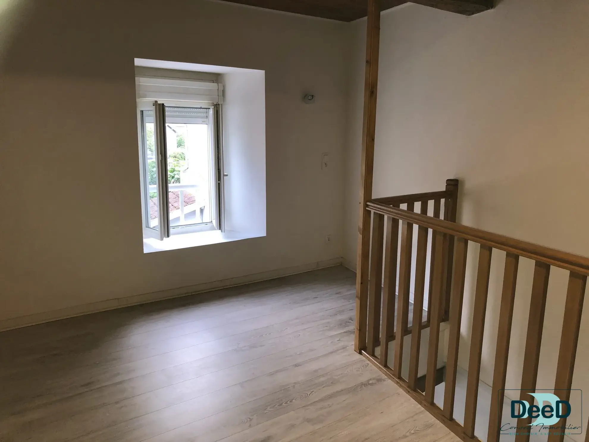 Immeuble à vendre à LANNEMEZAN avec potentiel locatif et garages 
