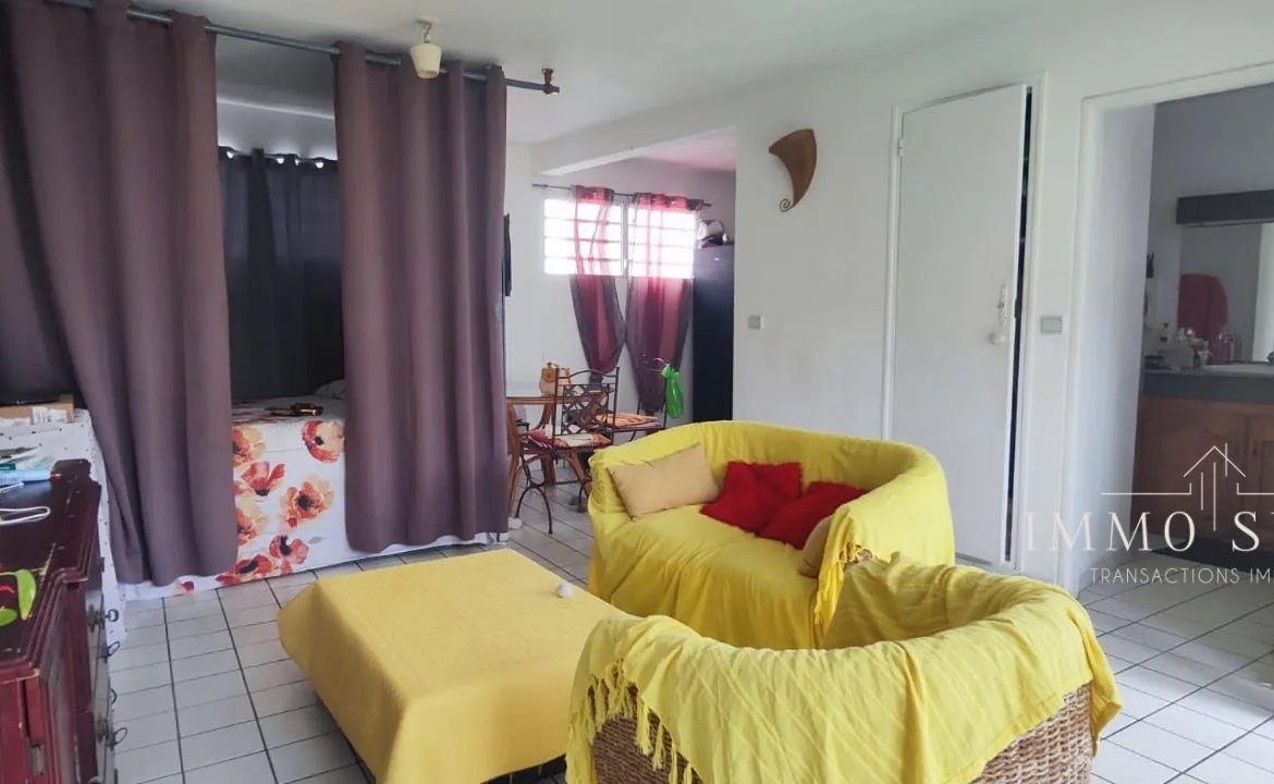 Appartement 38 m² avec balcon à Pointe-à-Pitre, centre-ville, investissement ou résidence 